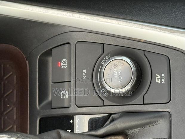 Toyota RAV4 2019 Black