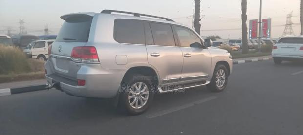 Toyota Land Cruiser 4.5 V8 TD 2020 Silver