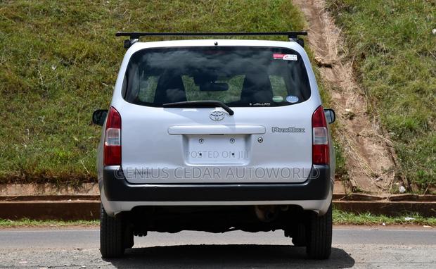 Toyota Probox 2017 Silver