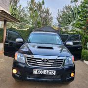 Toyota Hilux 3.0 D-4D 4x4 2014 Black for sale