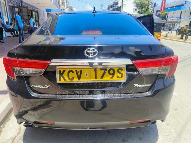 Toyota Mark X 2012 Black
