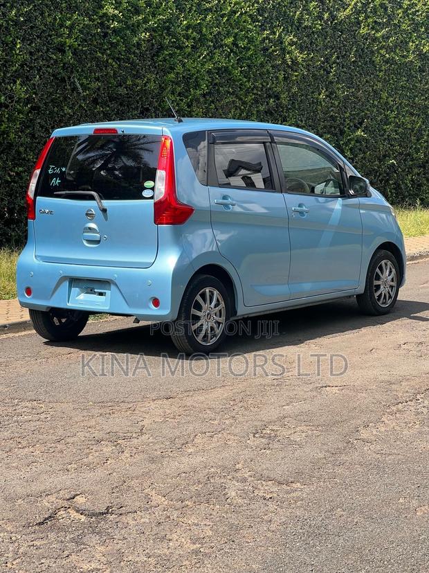 Nissan Dayz 2018 Blue