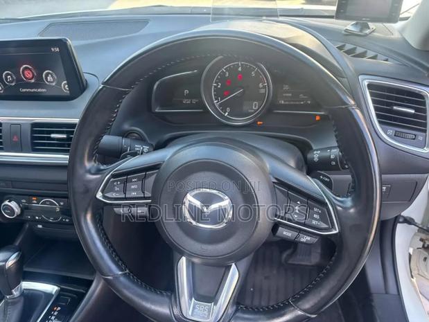 Mazda Axela 2018 White