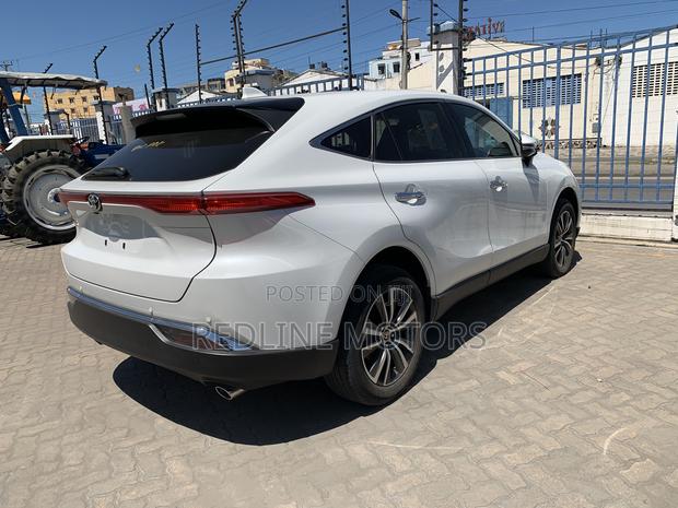 Toyota Harrier 2.5 Hybrid 4WD 2020 Pearl