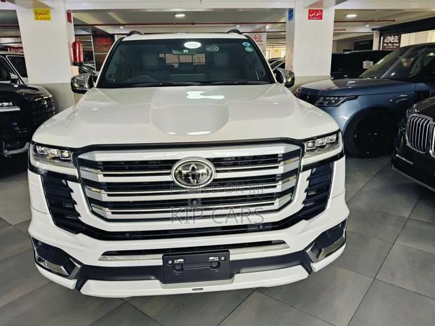 New Toyota Land Cruiser 3.5 Petrol 4WD 2022 White