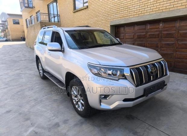 Toyota Land Cruiser Prado 3.0 190hp 2019 Silver