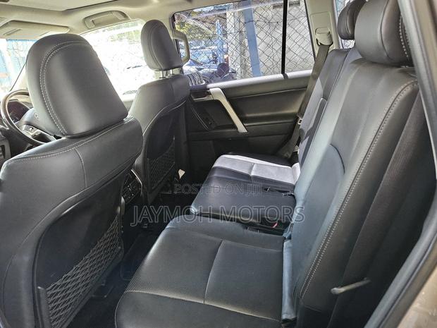Toyota Land Cruiser Prado 2019 Brown