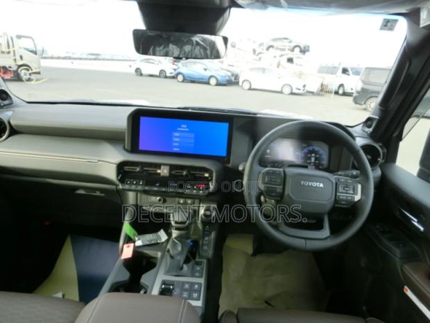 Toyota Land Cruiser Prado 2025 Gold