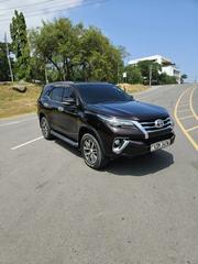 Toyota Fortuner 2016 Purple for sale