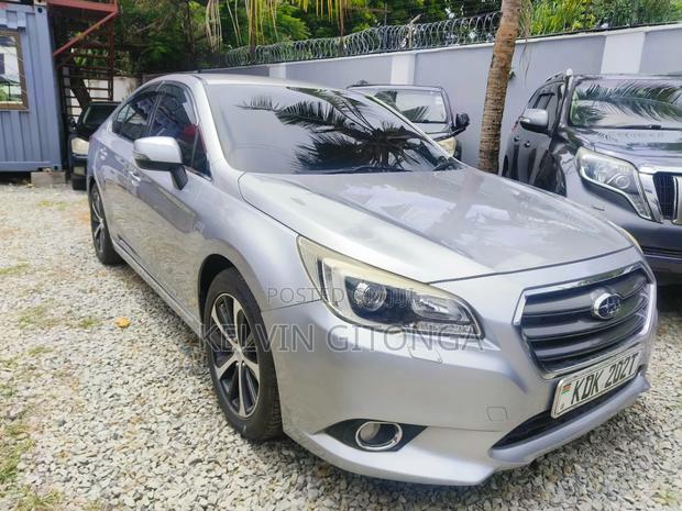 Subaru Legacy 2016 Silver