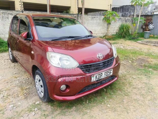 Toyota Passo 2017 Red