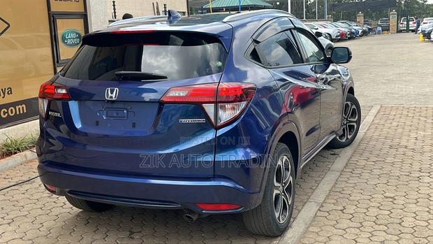 Honda Vezel 2017 Blue