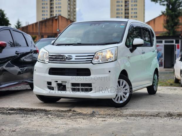 Daihatsu Move 2018 White