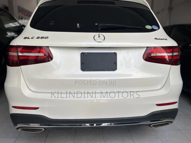 Mercedes-Benz GLC-Class 2019 White
