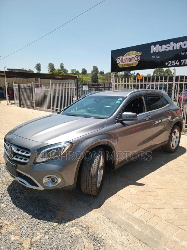 Mercedes-Benz GLA-Class 2017 Gray