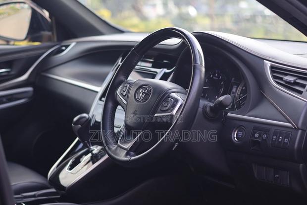 Toyota Harrier 2019 Black
