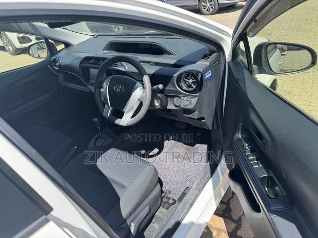 Toyota Aqua 2017 White