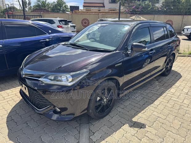Toyota Corolla Fielder 2017 Purple