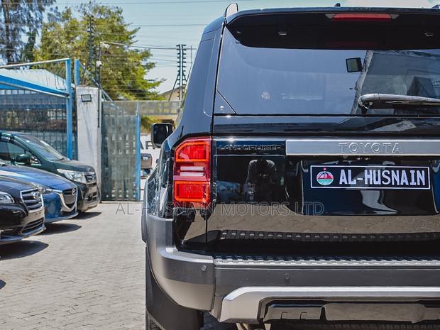 New Toyota Land Cruiser Prado 2024 Black