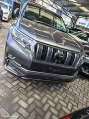 Toyota Land Cruiser Prado 2.8 2018 Gray for sale