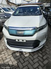 Toyota Harrier 2.0 2018 White for sale