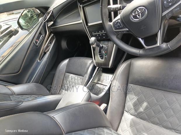 Toyota Harrier 2.0 2018 White