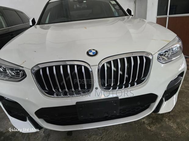BMW X3 2018 Off white