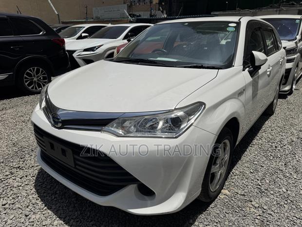 Toyota Corolla Fielder 2015 White