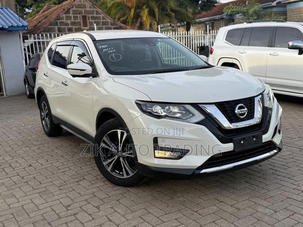 Nissan X-Trail 2018 White