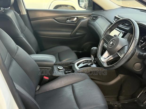 Nissan X-Trail 2018 White