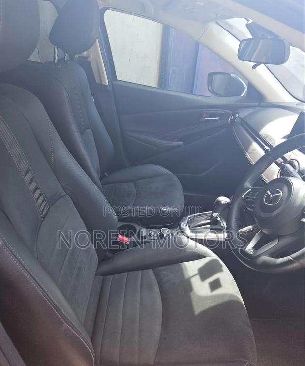 Mazda Demio 2018 Blue