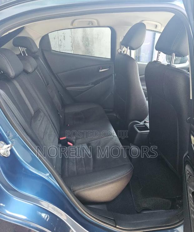 Mazda Demio 2018 Blue