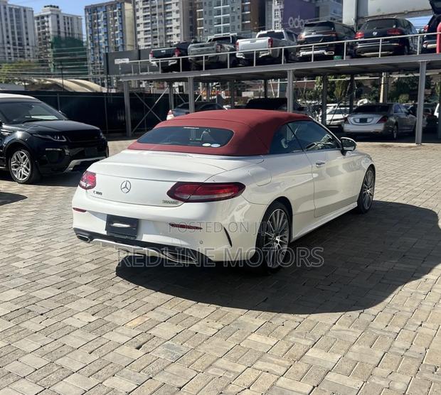 Mercedes-Benz C180 2018 Pearl