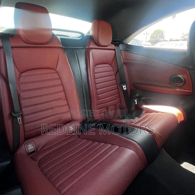 Mercedes-Benz C180 2018 Pearl
