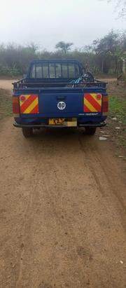Nissan Pick-Up 1996 Black for sale