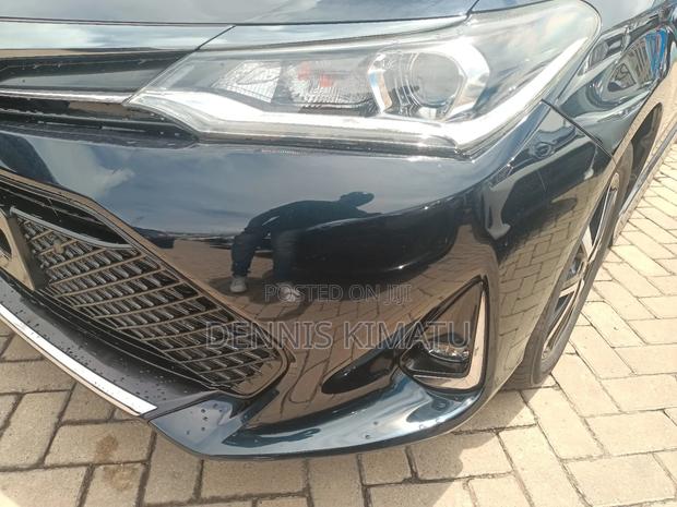 Toyota Corolla Fielder 2018 Green