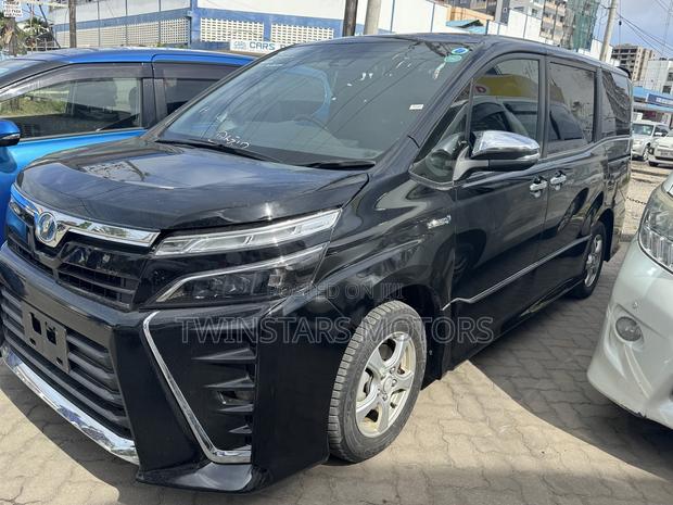 Toyota Voxy 2019 Black