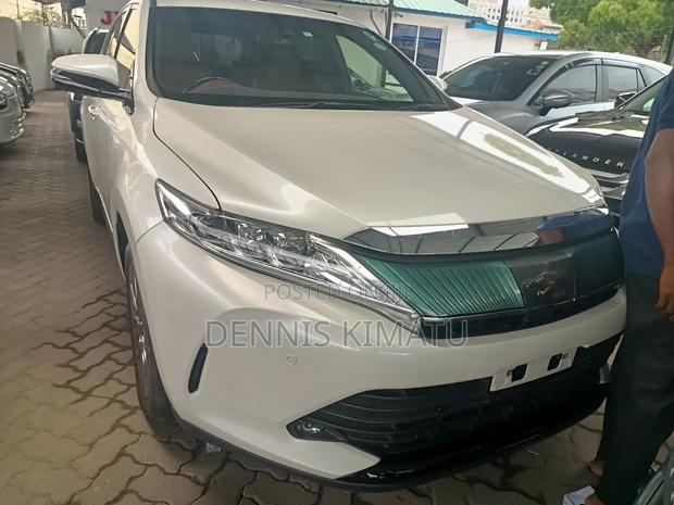 Toyota Harrier 2019 White