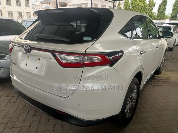 Toyota Harrier 2019 White