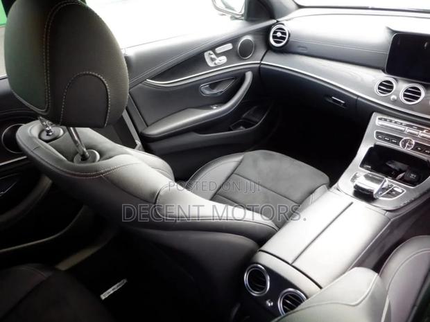 Mercedes-Benz E200 2018 Gray