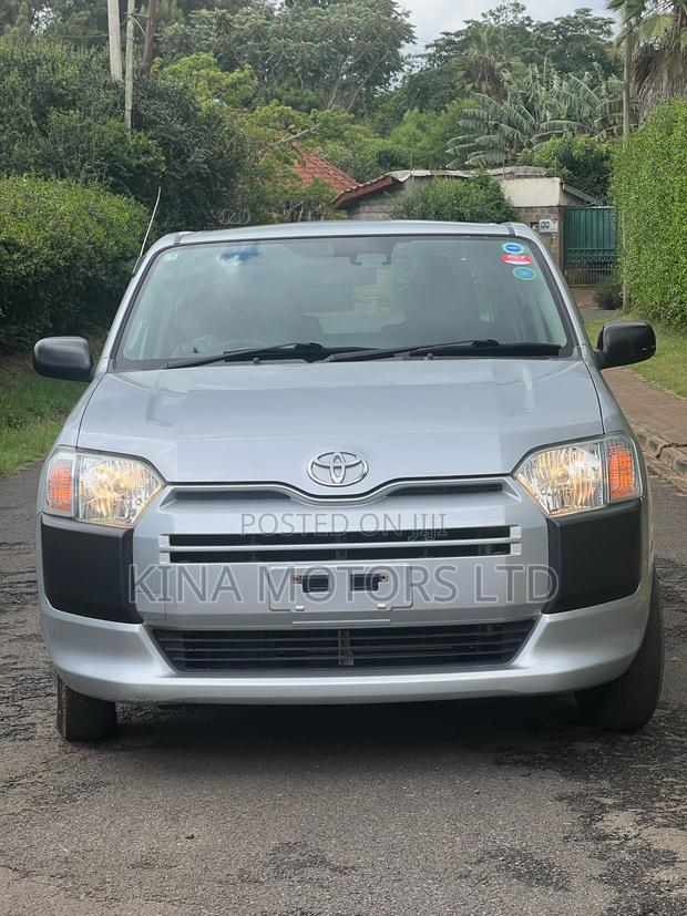 Toyota Probox 2018 Silver