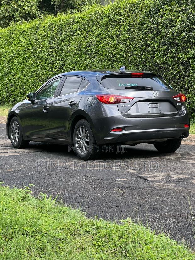 Mazda Axela 2019 Gray