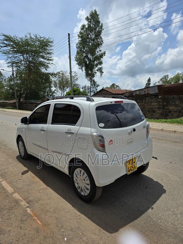 Daihatsu Mira 2016 White
