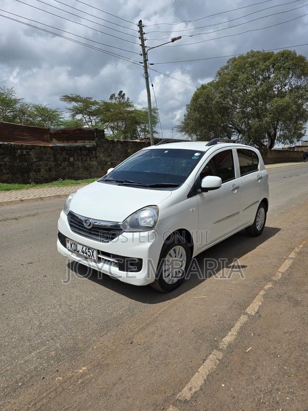 Daihatsu Mira 2016 White