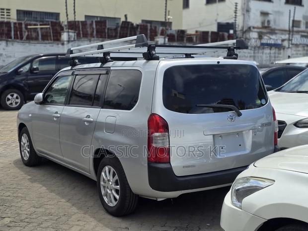 Toyota Succeed 2019 Silver