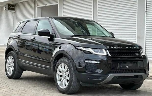 Land Rover Range Rover Evoque HSE Dynamic 4x4 5-Door 2019 Black