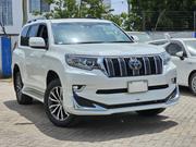 Toyota Land Cruiser Prado 2.8 2018 White for sale