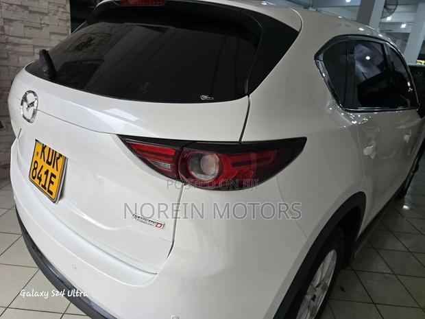 Mazda CX-5 2017 Off white