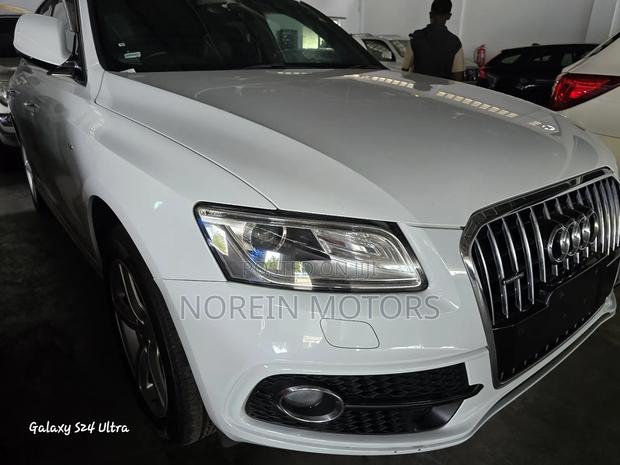 Audi Q5 2017 Off white