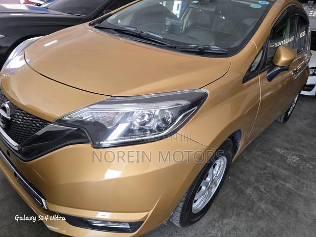 Nissan Note 2017 Gold